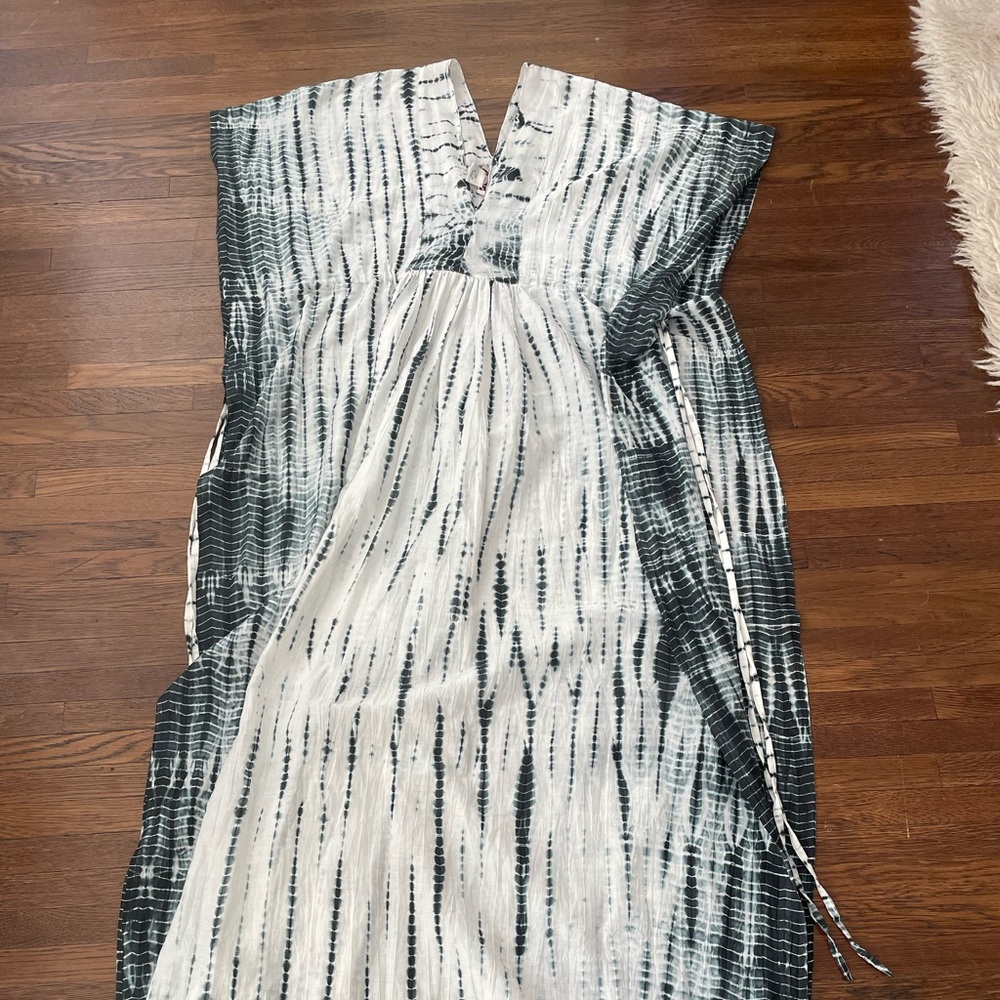 Lotta Stensson Black and White Silk & Cotton Beach Kaftan